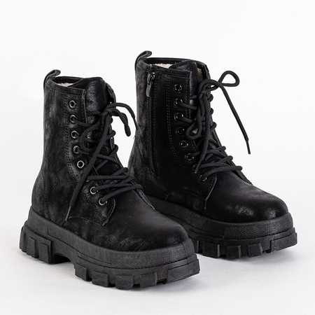 Black women's insulated boots with a massive sole Destina - Footwear