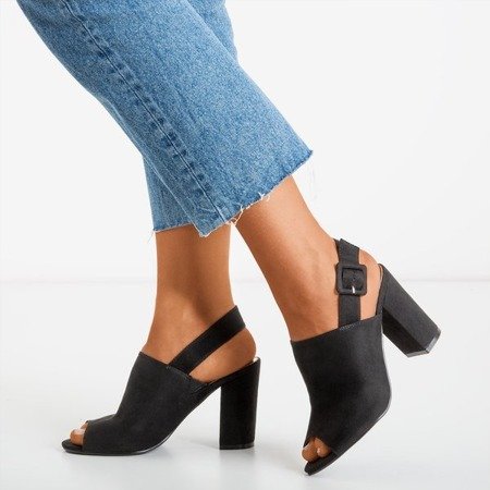 Ladies' black sandals with a Flower Hill upper - Footwear