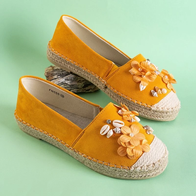 OUTLET Yellow women's espadrilles on the platform with Mesar decorations - Shoes