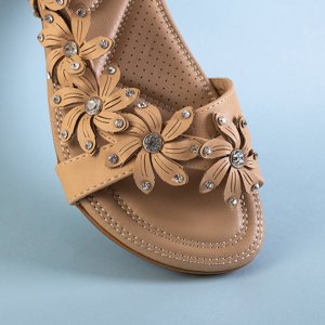 Beige women's sandals with Aflori flowers - Footwear