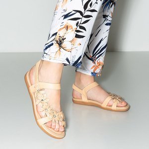 Beige women's sandals with Aflori flowers - Footwear