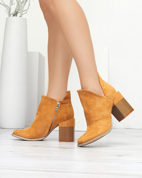 Light brown women's ankle boots with Cintura cut-outs - Footwear