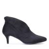 OUTLET Black boots on a low heel Get Rhythm - Footwear