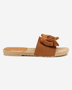 OUTLET Brown women's slippers with a Terina bow - Footwear
