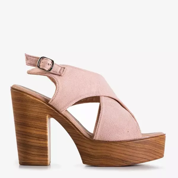 OUTLET Pink women's sandals on a high post Inga - Footwear