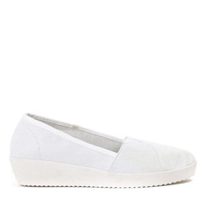 OUTLET White slip on on a low wedge Peppi - Shoes