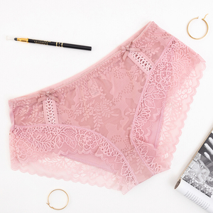 Pink lace panties for women - Underwear